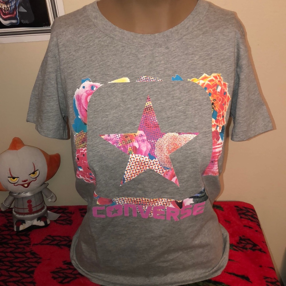Converse tee size